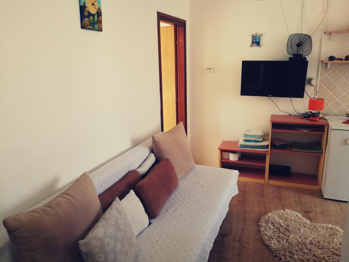 Apartments Ani Vela Luka Buitenkant foto
